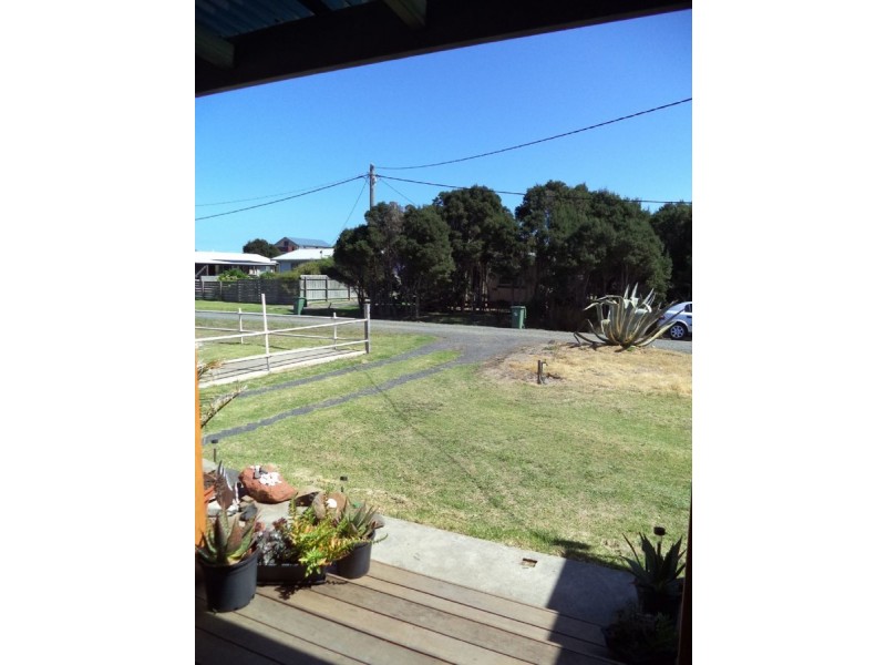 8 Jill Street, Sunderland Bay VIC 3922