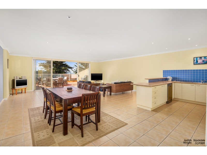 14/15-16 The Esplanade, Cowes VIC 3922