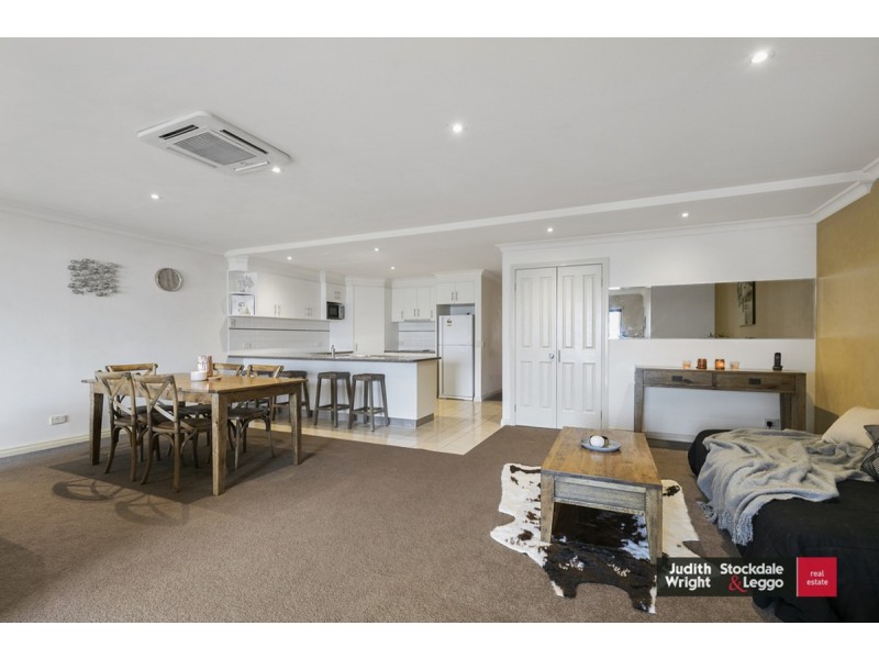 2/9 Beach Road, Rhyll VIC 3923