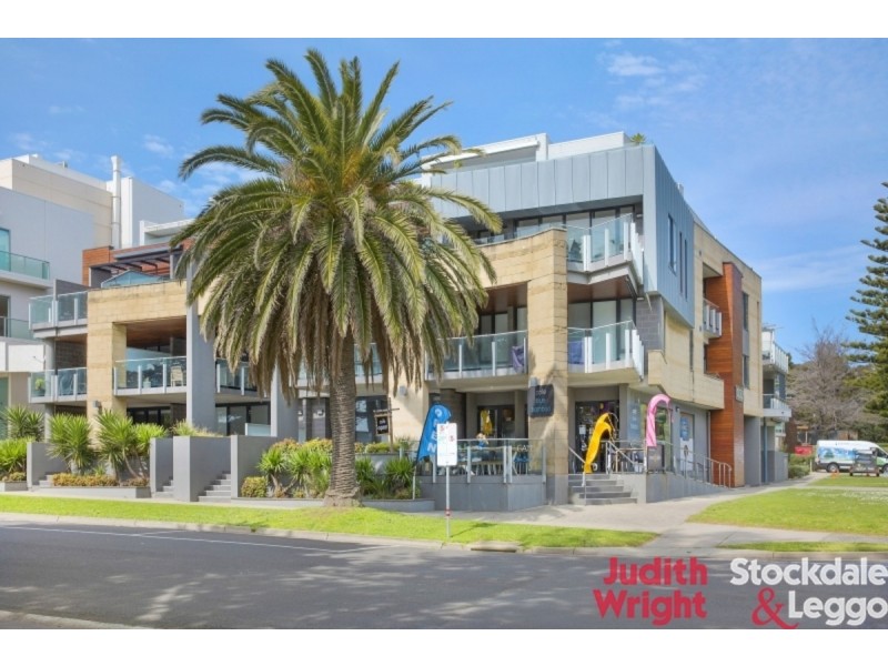 16/4 The Esplanade, Cowes VIC 3922