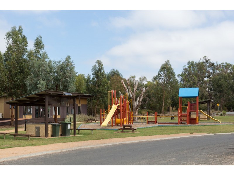 Villa 123/2128 Phillip Island Road, Cowes VIC 3922