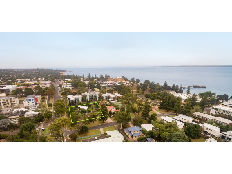 46-48 Chapel Street, Cowes VIC 3922