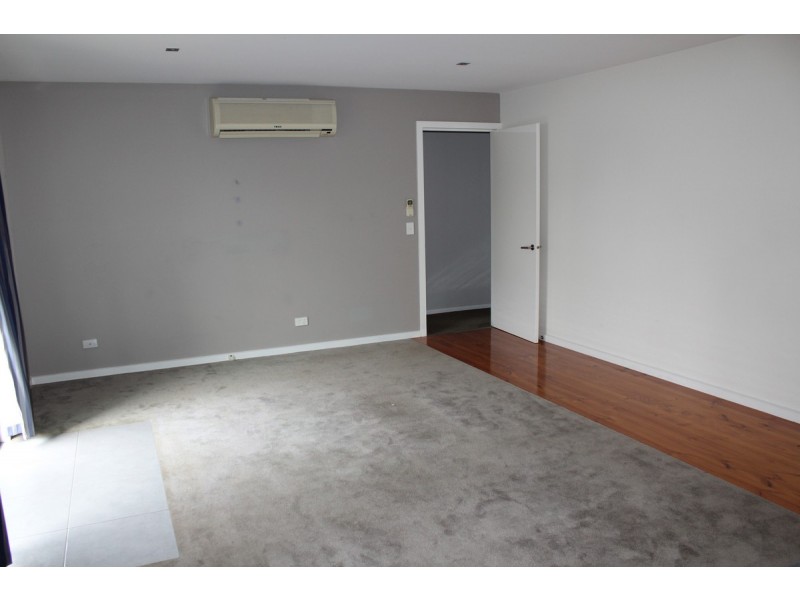 53 Norman Drive, Cowes VIC 3922