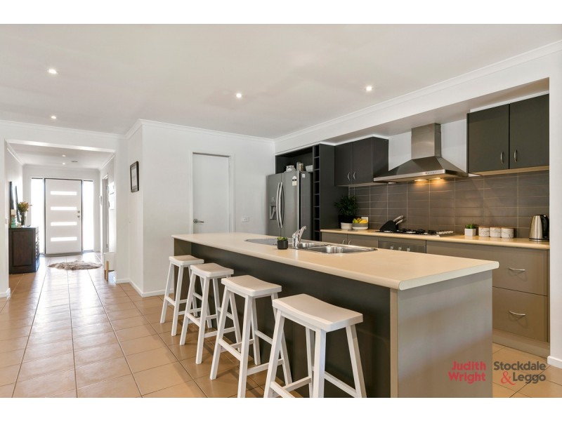 13 Anthony Court, Cowes VIC 3922