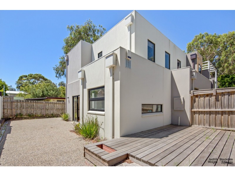 2C Hereward Close, Cowes VIC 3922