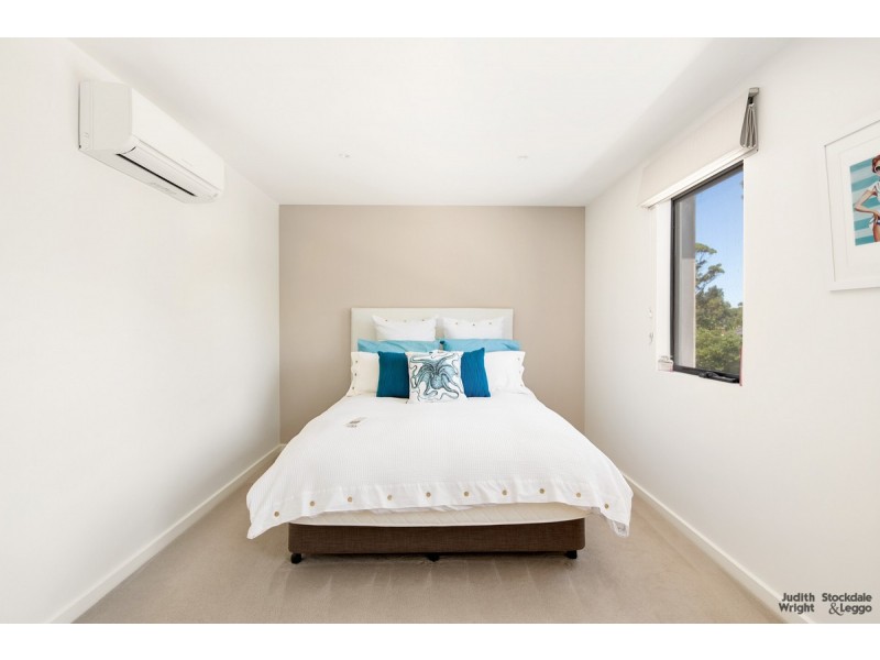 2C Hereward Close, Cowes VIC 3922