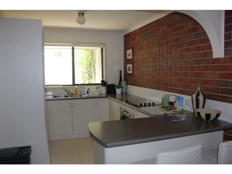 2/6 Park Street, Cowes VIC 3922