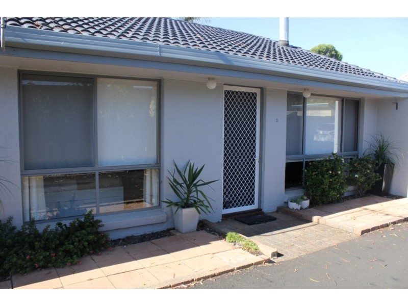 2/6 Park Street, Cowes VIC 3922