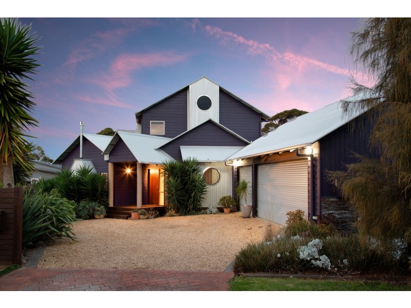 11 Norman Drive, Cowes VIC 3922