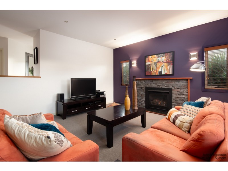 11 Norman Drive, Cowes VIC 3922