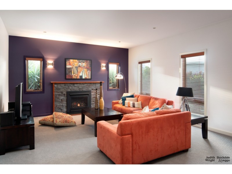 11 Norman Drive, Cowes VIC 3922