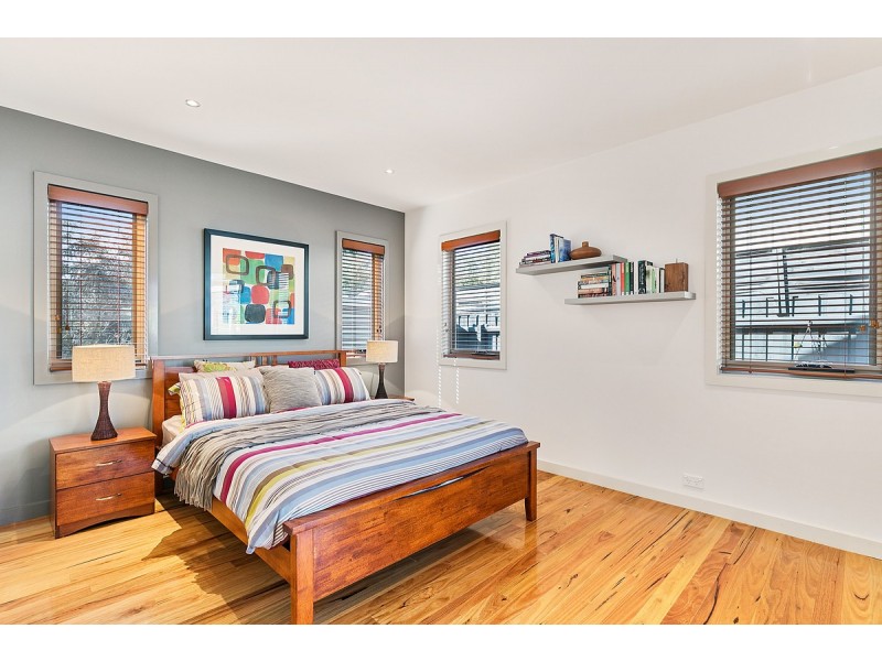 11 Norman Drive, Cowes VIC 3922