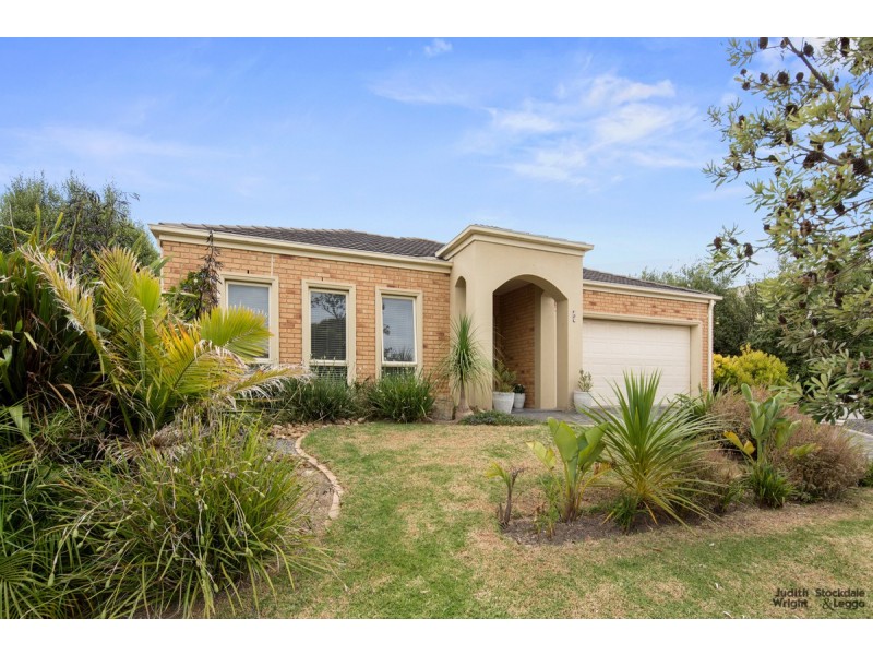 4 Kate Court, Cowes VIC 3922