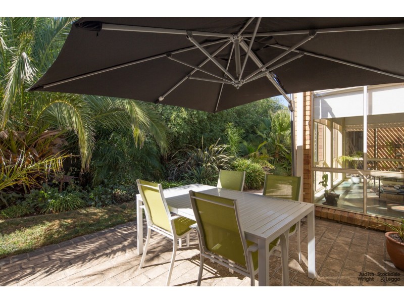 4 Kate Court, Cowes VIC 3922