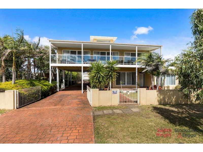 91 Church Street, Cowes VIC 3922