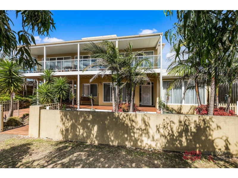 91 Church Street, Cowes VIC 3922