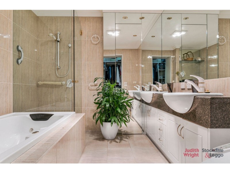 91 Church Street, Cowes VIC 3922