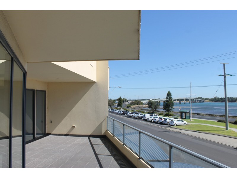 4/107 Marine Parade, San Remo VIC 3925