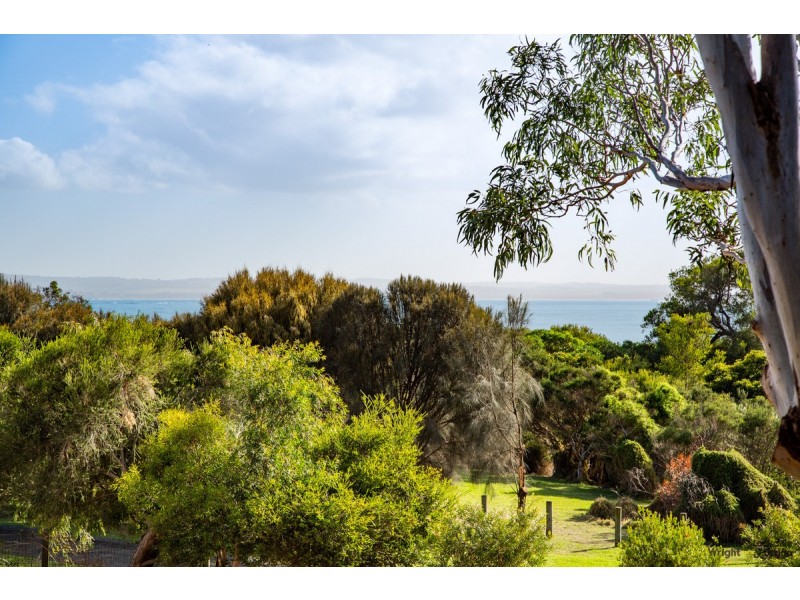 5 Elizabeth Cove Close, Ventnor VIC 3922