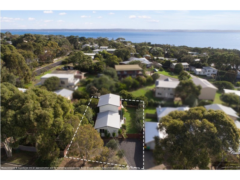 8 St Andrews Drive, Ventnor VIC 3922