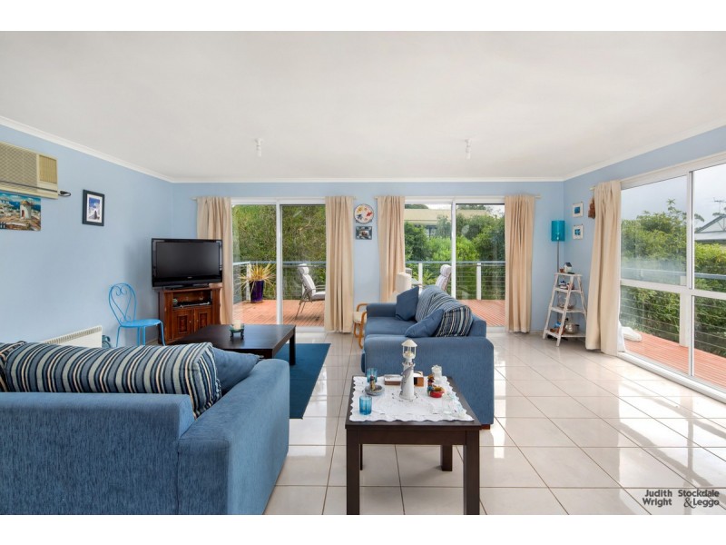 8 St Andrews Drive, Ventnor VIC 3922