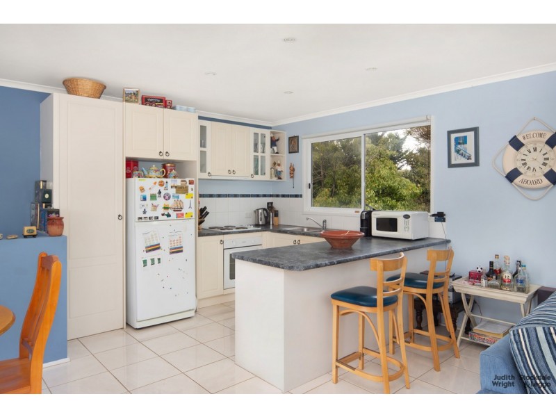 8 St Andrews Drive, Ventnor VIC 3922