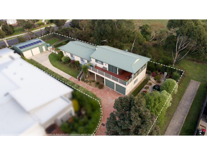 5 Amanda Close, Cowes VIC 3922