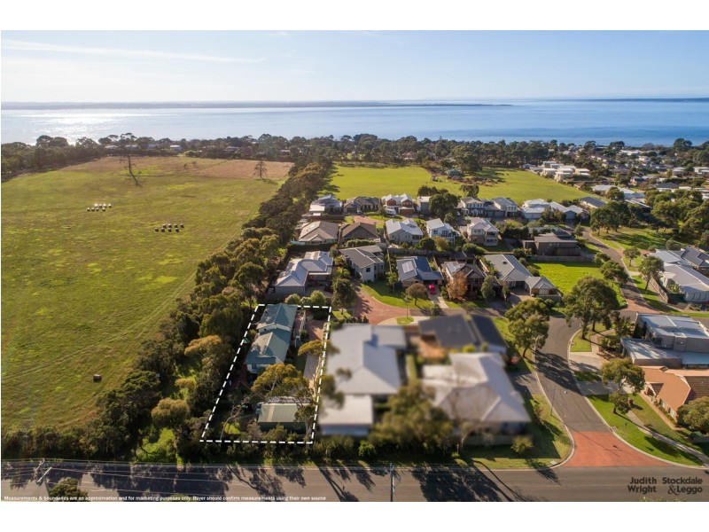 5 Amanda Close, Cowes VIC 3922