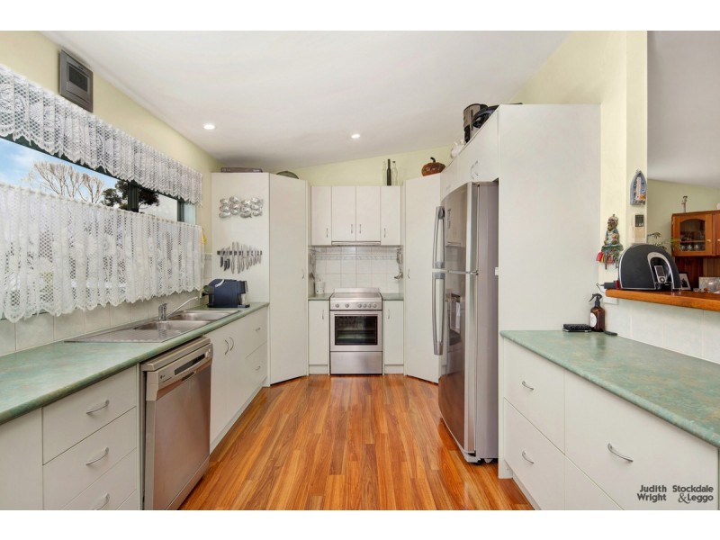 5 Amanda Close, Cowes VIC 3922