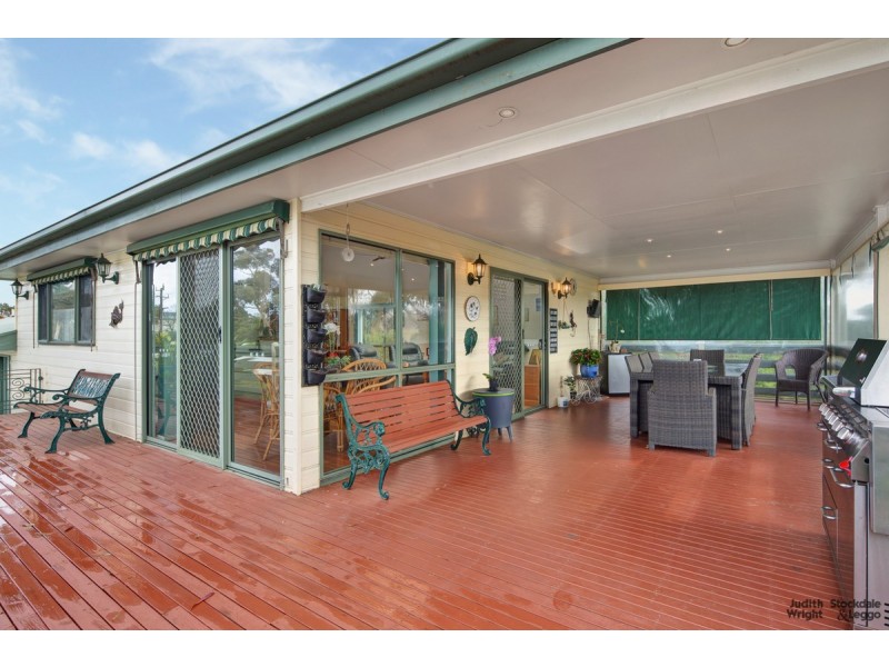 5 Amanda Close, Cowes VIC 3922