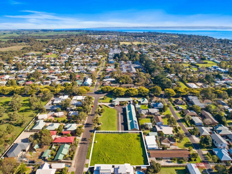 14-20 Redwood Drive, Cowes VIC 3922