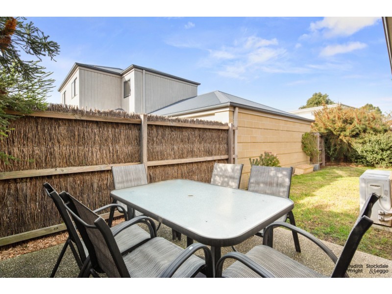 3/255 Church Street, Cowes VIC 3922