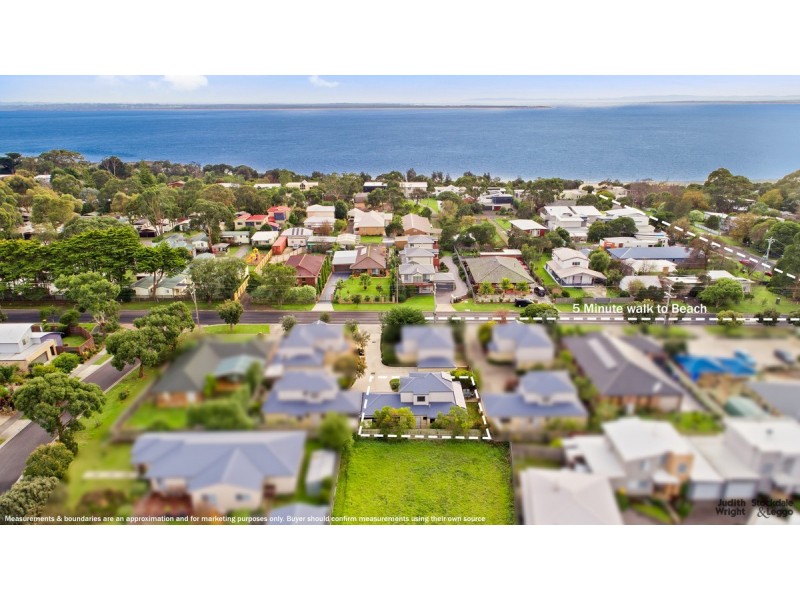 3/255 Church Street, Cowes VIC 3922