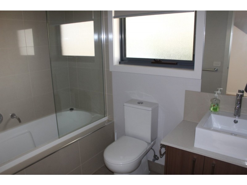 2/115 Church Street, Cowes VIC 3922