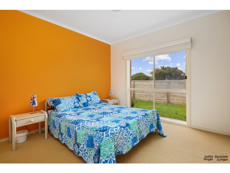 16 Malcalm Avenue, Surf Beach VIC 3922