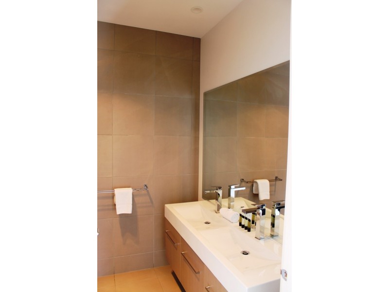 10/59-61 Chapel Street, Cowes VIC 3922