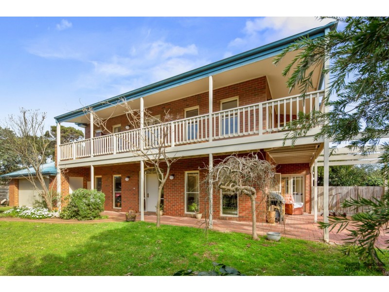 23 Chapel Street, Cowes VIC 3922