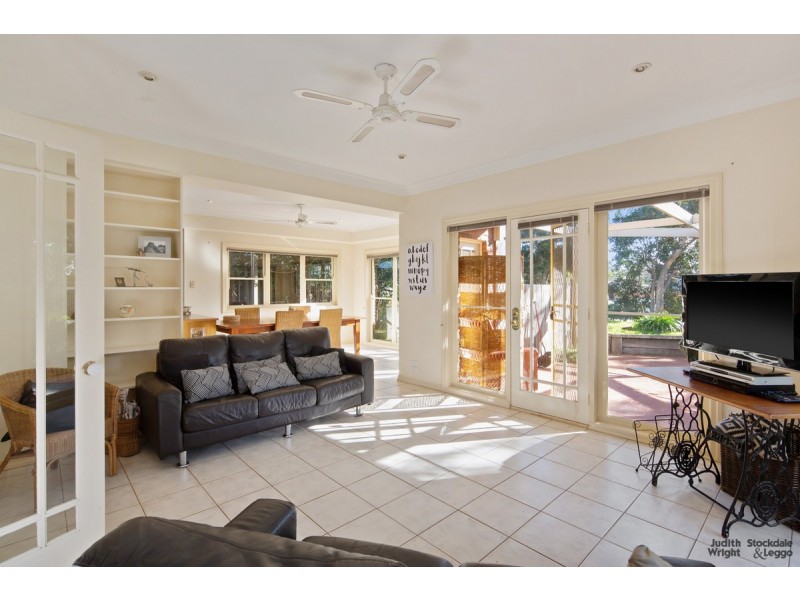 23 Chapel Street, Cowes VIC 3922