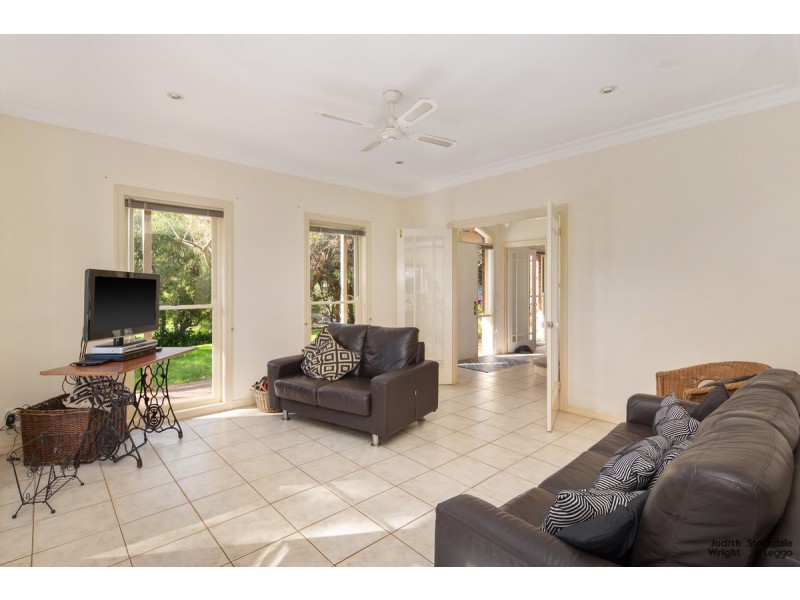 23 Chapel Street, Cowes VIC 3922