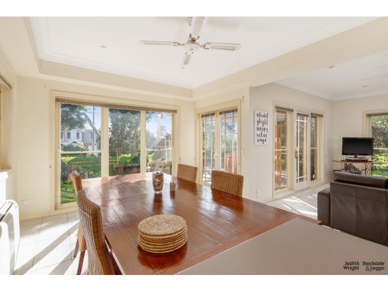 23 Chapel Street, Cowes VIC 3922