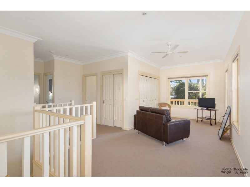 23 Chapel Street, Cowes VIC 3922