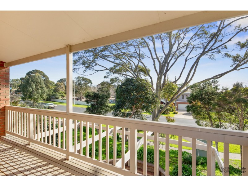 23 Chapel Street, Cowes VIC 3922