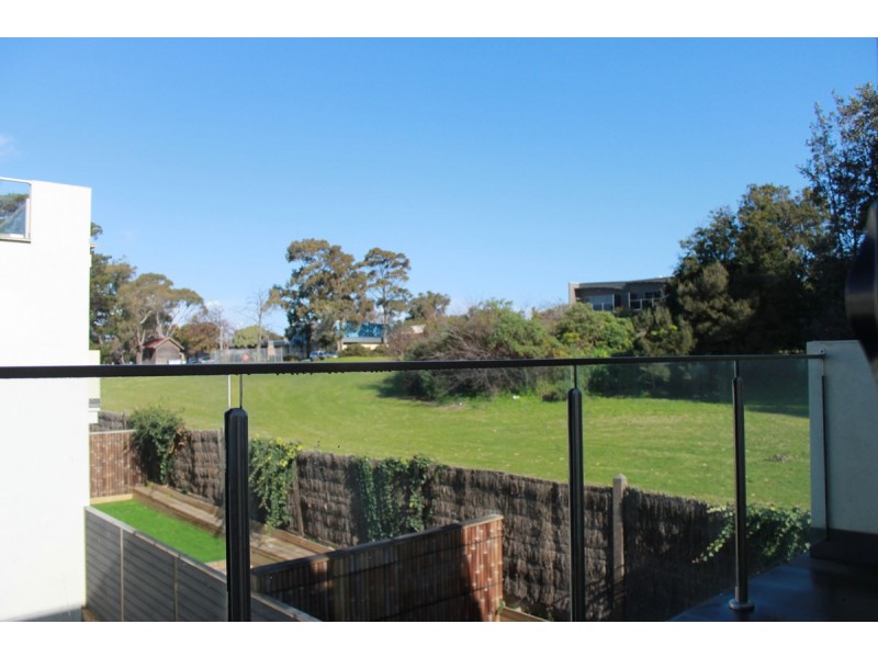 5/59-61 Chapel Street, Cowes VIC 3922