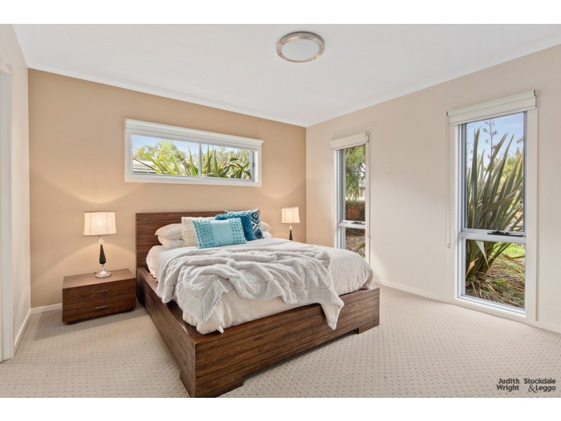 1/24 Redwood Drive, Cowes VIC 3922