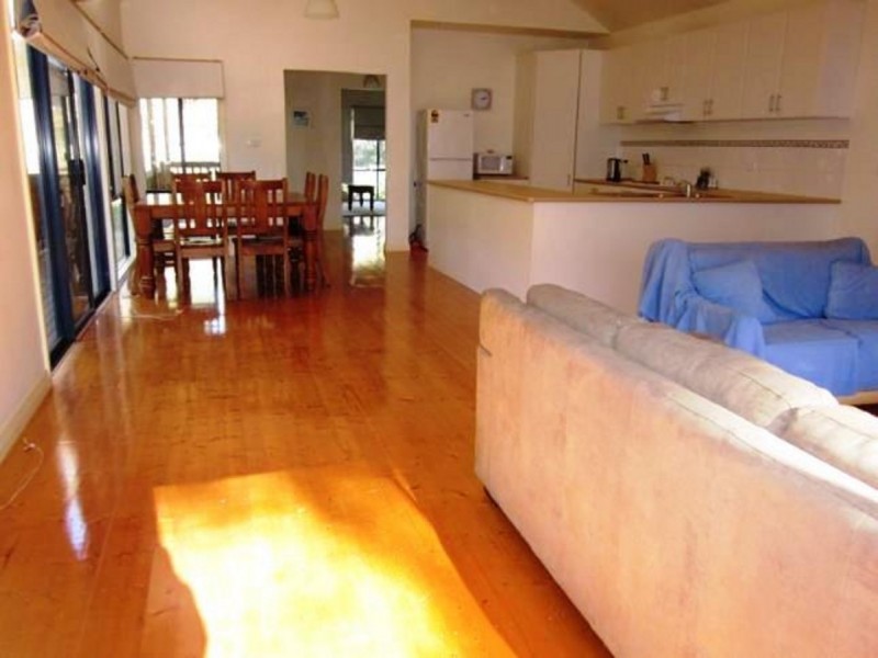 564 Settlement Road, Cowes VIC 3922