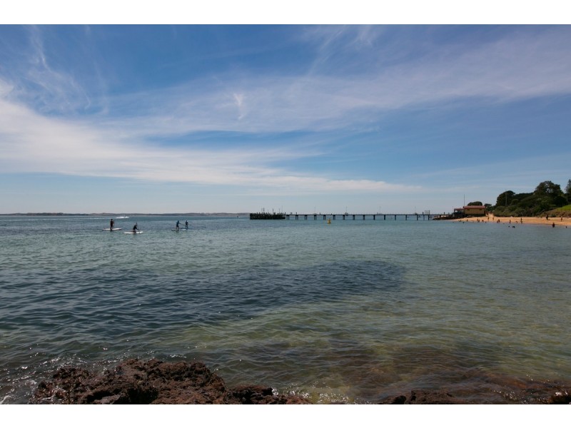 18 The Esplanade, Cowes VIC 3922