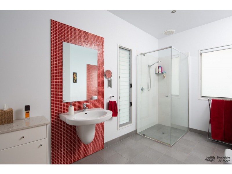 47 Dolphin Drive, Smiths Beach VIC 3922