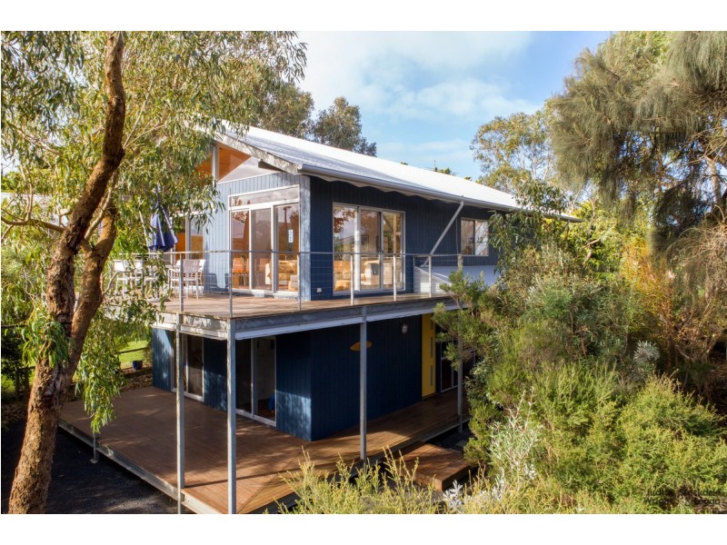 47 Dolphin Drive, Smiths Beach VIC 3922