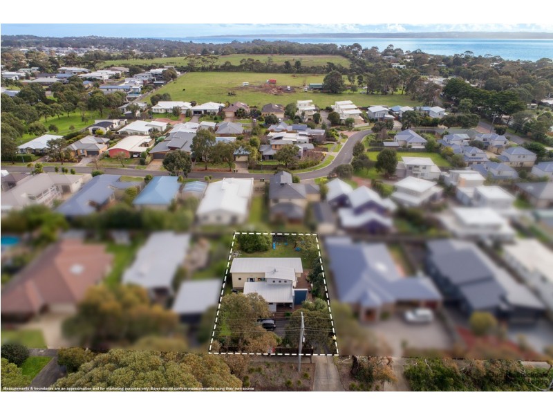 30 Anderson Road, Cowes VIC 3922