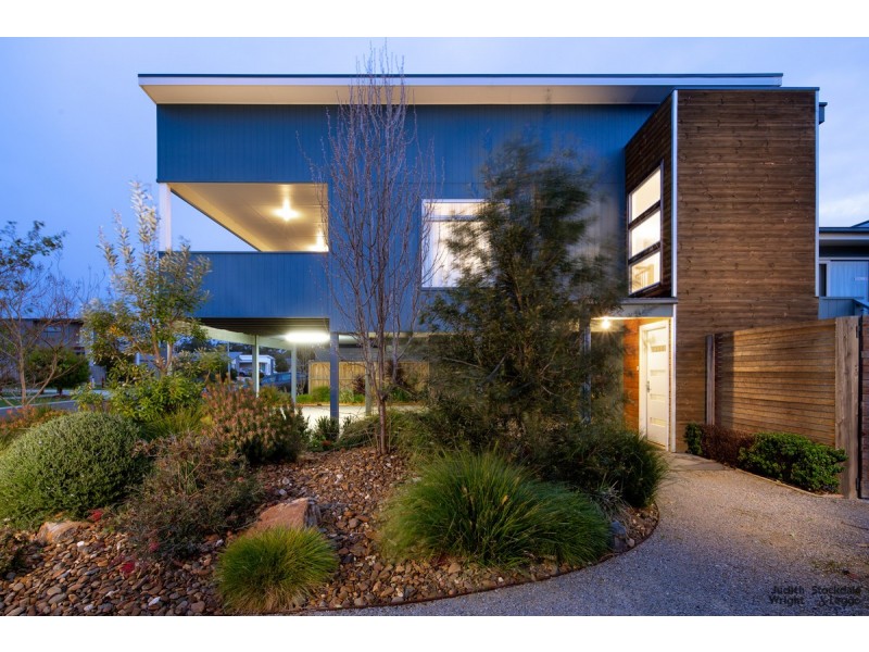 33 Grampian Boulevard, Cowes VIC 3922